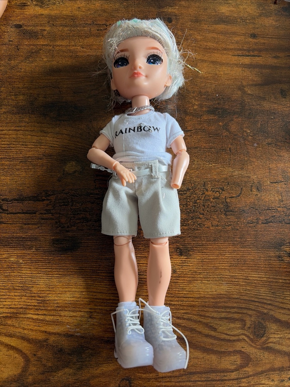 Rainbow High Aidan Russel Doll 11” MISSING HAND